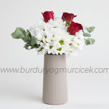 vazoda papatya 3 gül